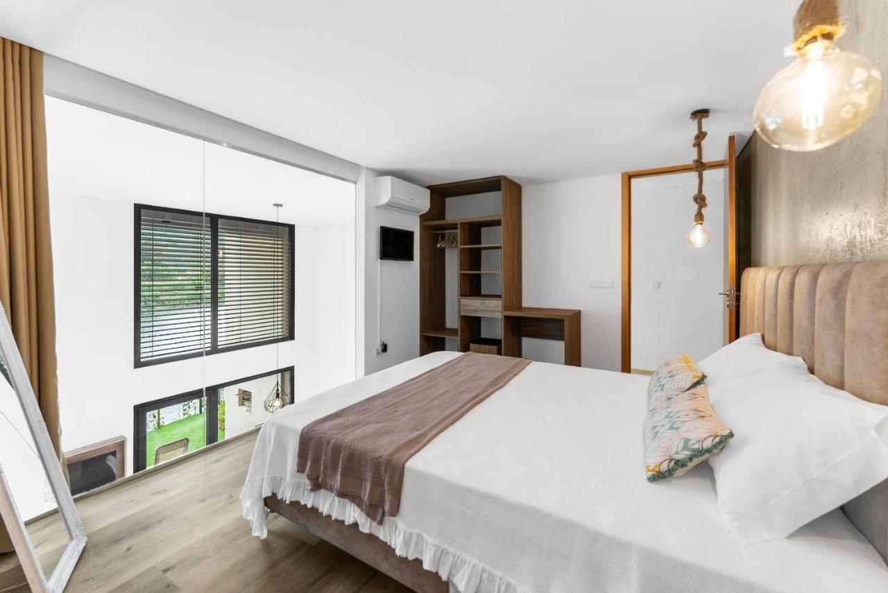 Geres Villas ภายนอก รูปภาพ